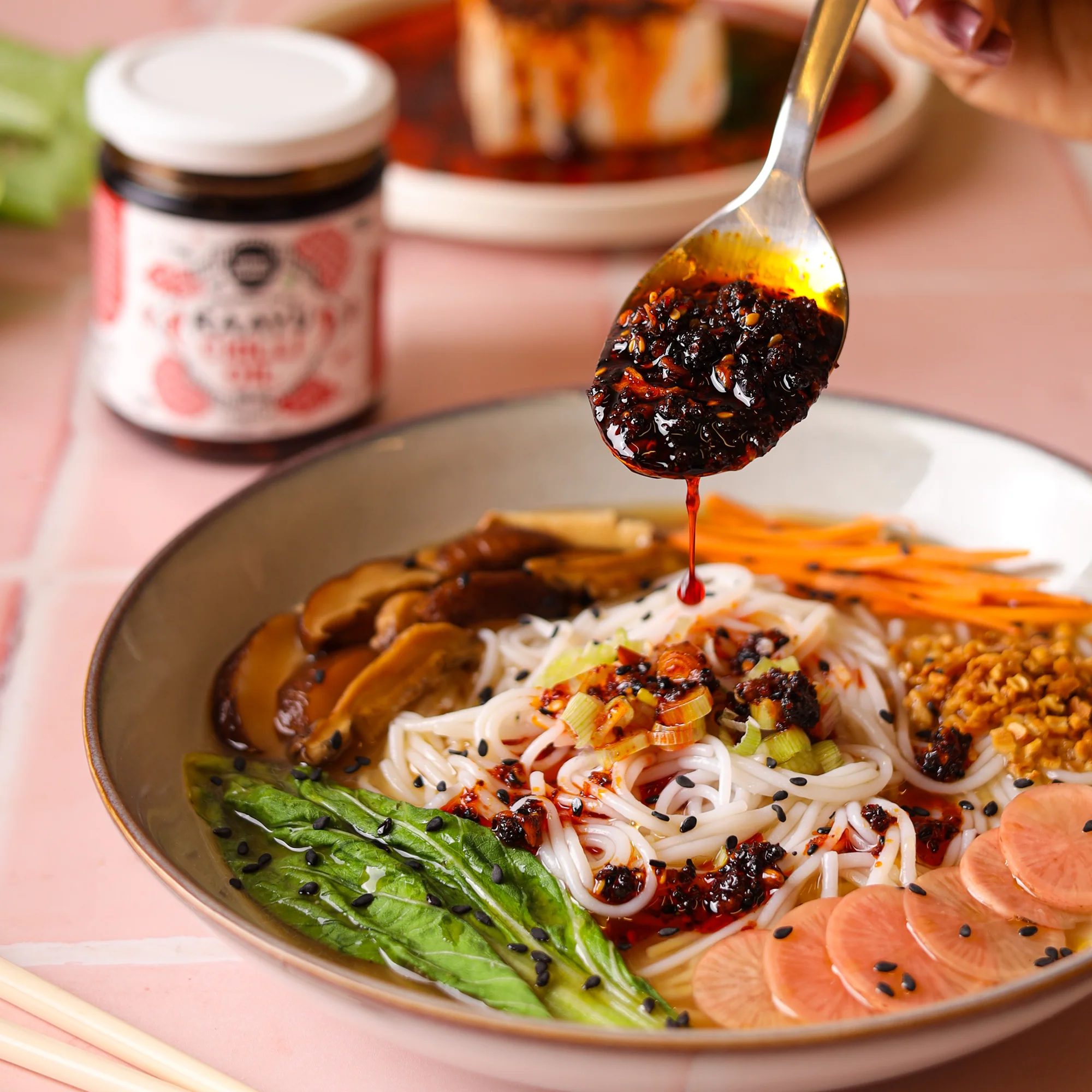 Raayu Chilli Oil, 160g (Japanese Style Chilli Oil, Infused with Sesame & Garlic, For Ramen, Rice, Dumplings, & Silken Tofu) - Image 4