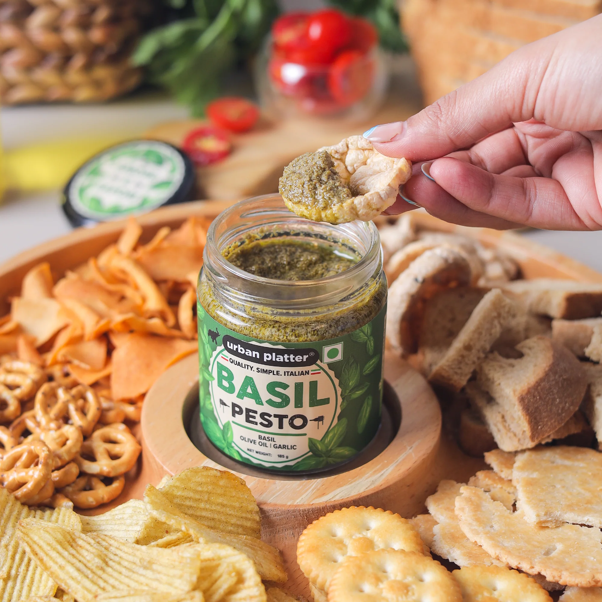 Basil Pesto, 185g (Plant Based, Preservative-free, Italian Inspired Pasta Sauce & Spread, Ready-to-Use) - Image 4