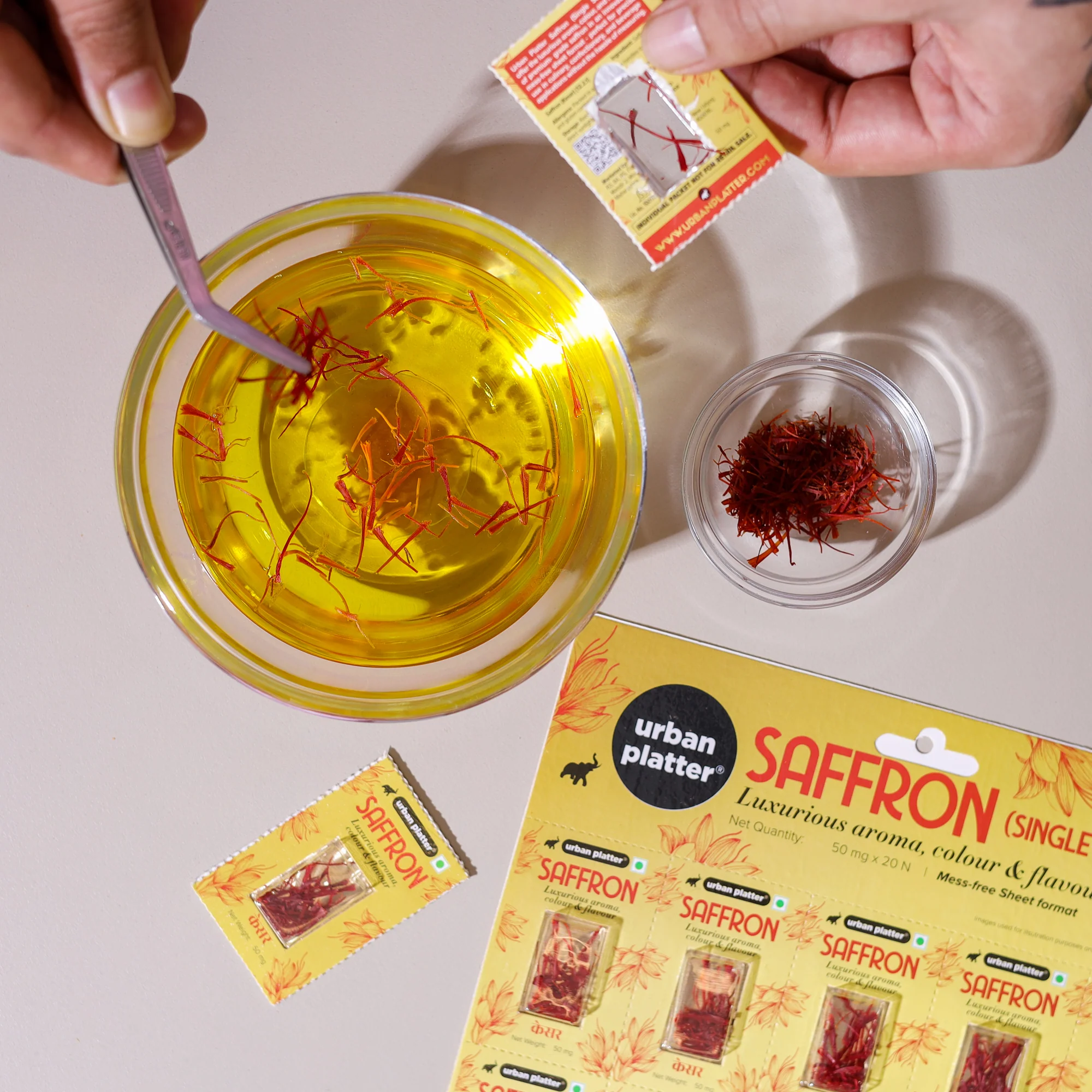 Kashmiri Mongra Saffron Single-Serve Set, 1gm (50mg x 20N) (Grade A | Pre-Portioned Single-Use Packs | Rich Aroma & Flavour) - Image 3