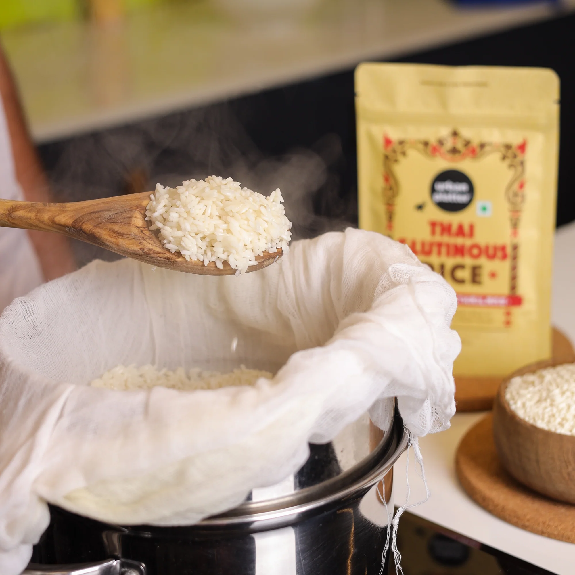 Thai Glutinous Rice, 1Kg - Image 3
